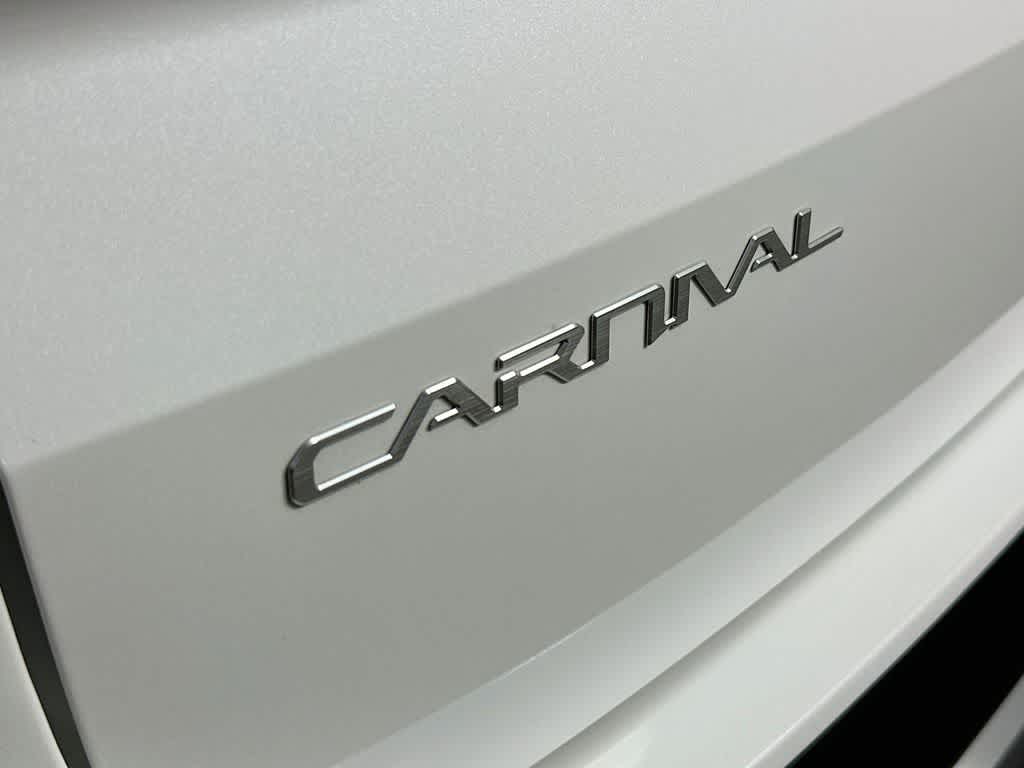 Kia Carnival EX 2024