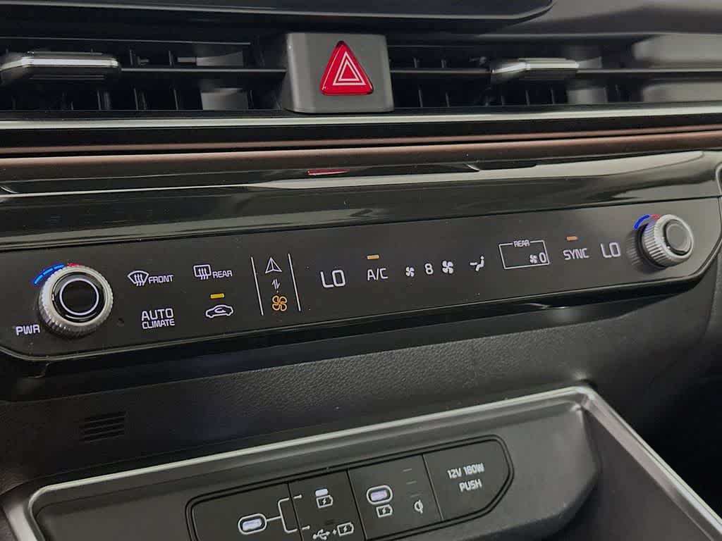 Kia Carnival SX Prestige 2025