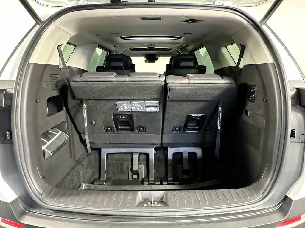 Kia Carnival SX Prestige 2025
