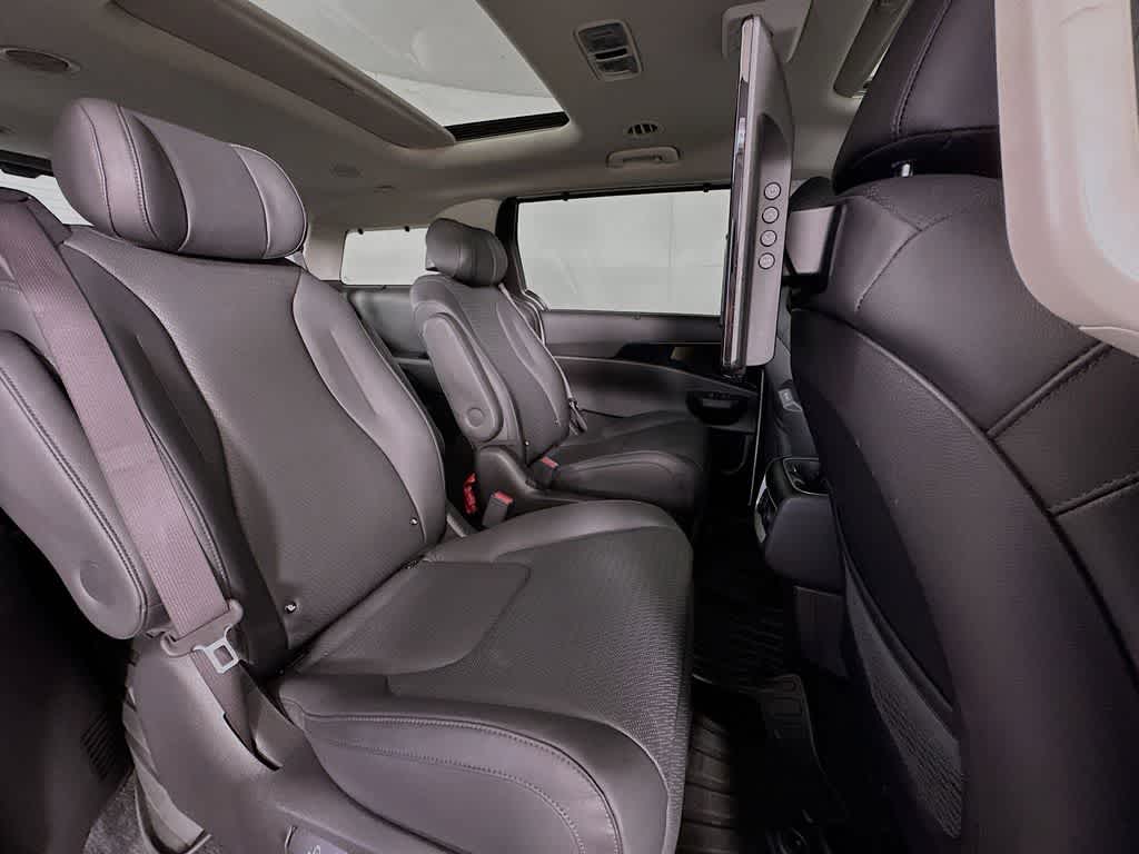 Kia Carnival SX Prestige 2025