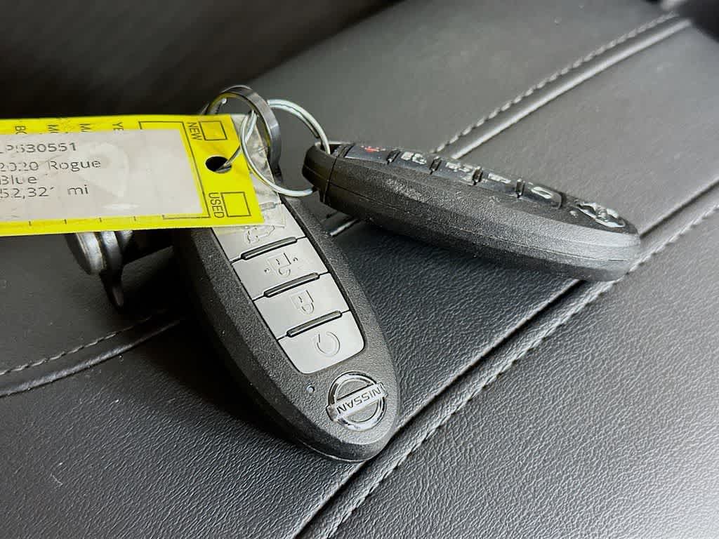 Nissan Rogue SV 2020