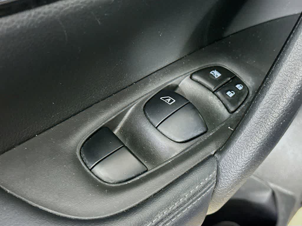 Nissan Rogue SV 2020