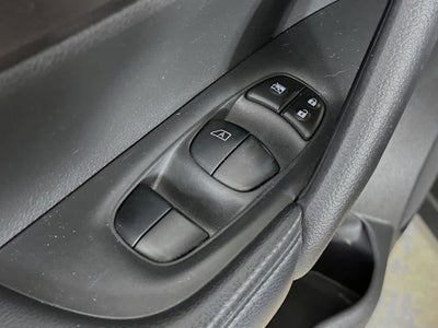Nissan Rogue S 2016