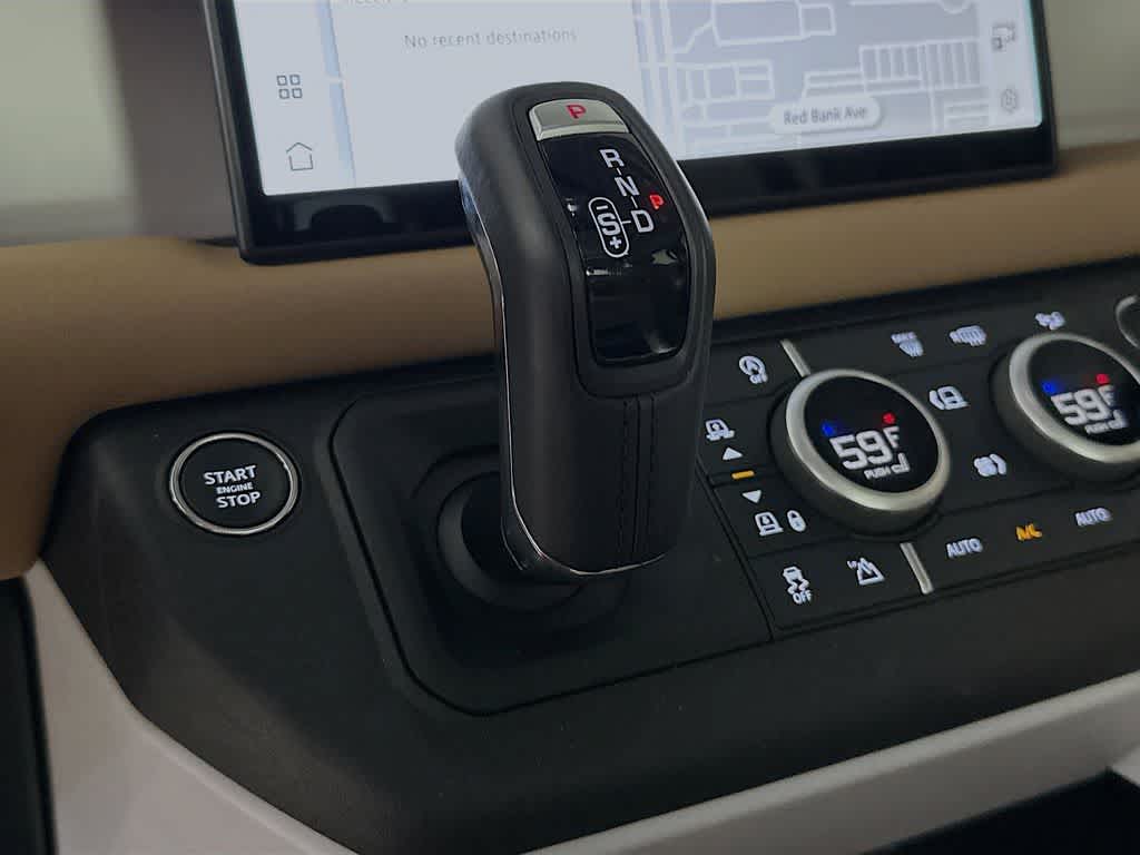 Land Rover Defender X-Dynamic SE 2025