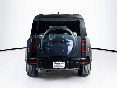 Land Rover Defender X-Dynamic SE 2025