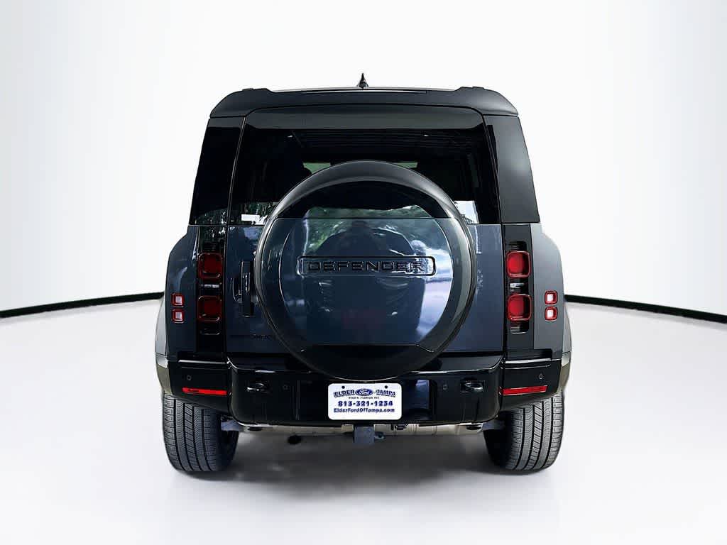 Land Rover Defender X-Dynamic SE 2025