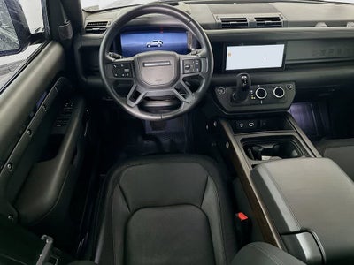 Land Rover Defender X-Dynamic SE 2024