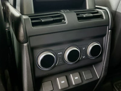 Land Rover Defender X-Dynamic SE 2024