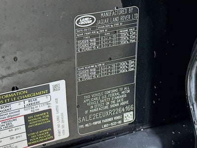 Land Rover Defender X-Dynamic SE 2024