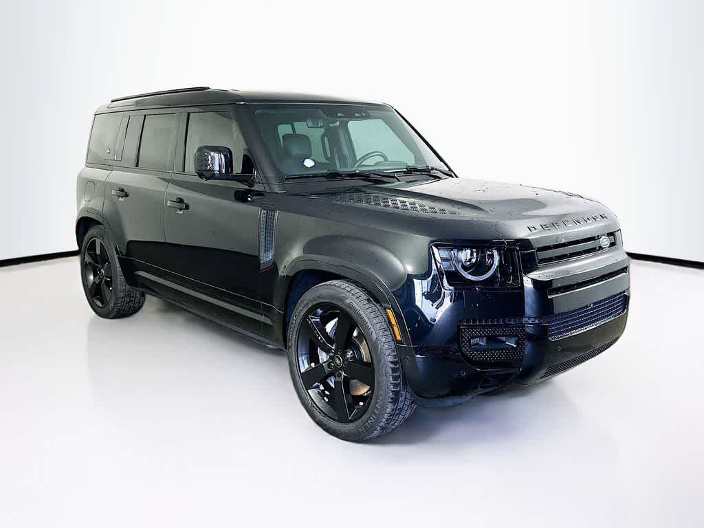 Land Rover Defender X-Dynamic SE 2024