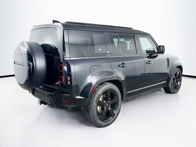 Land Rover Defender X-Dynamic SE 2024