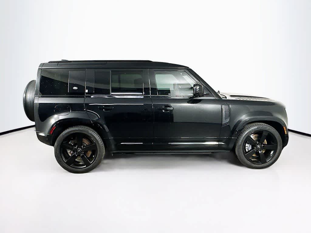 Land Rover Defender X-Dynamic SE 2024