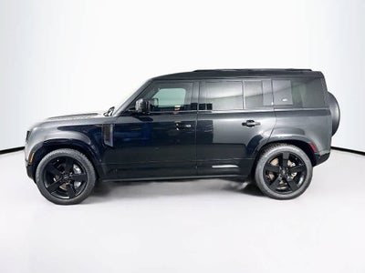 Land Rover Defender X-Dynamic SE 2024