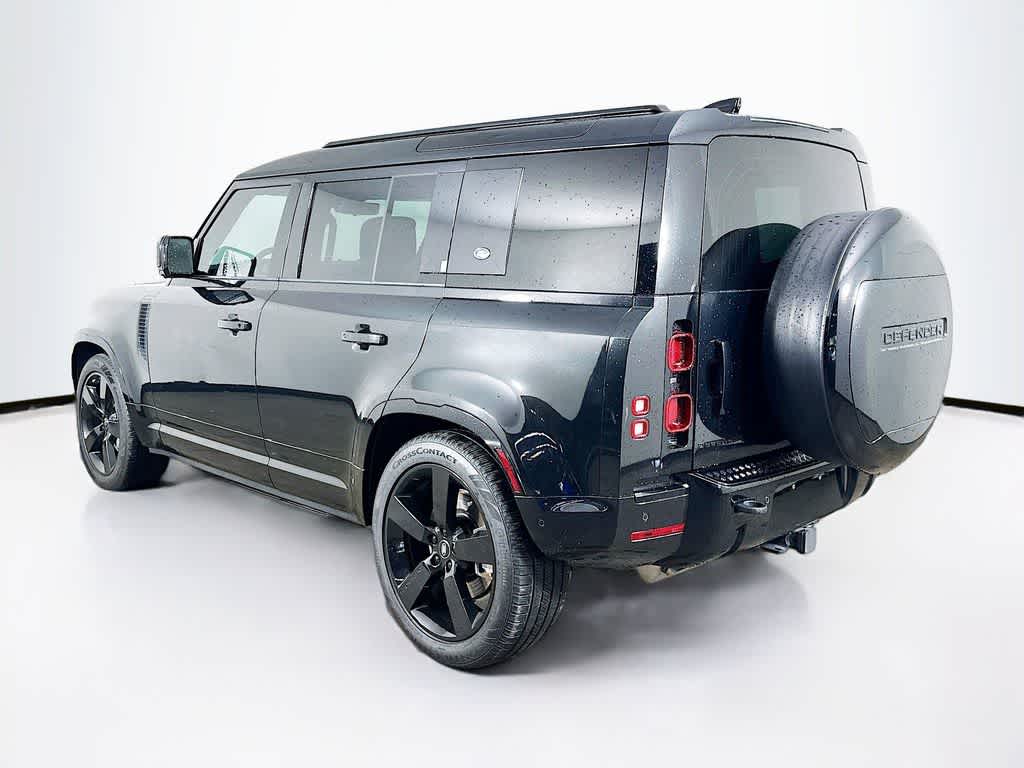Land Rover Defender X-Dynamic SE 2024