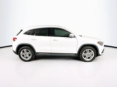 Mercedes-Benz GLA 250 2022 GLA 250