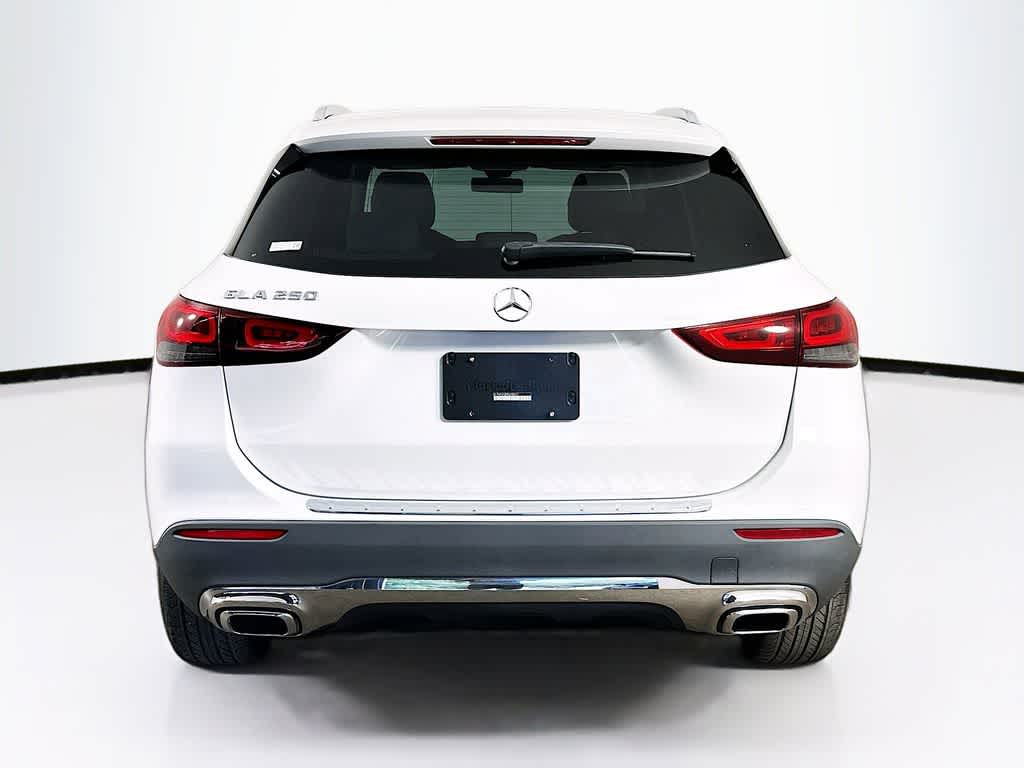 Mercedes-Benz GLA 250 2022 GLA 250