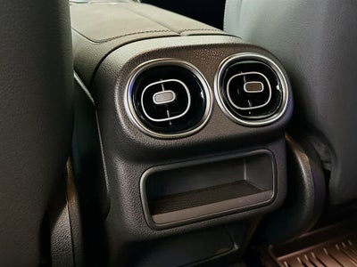 Mercedes-Benz GLC 300 2024 GLC 300