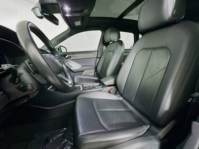 Audi Q3 S line Premium 2024