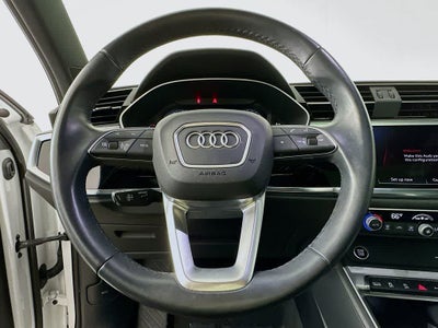 Audi Q3 S line Premium 2024