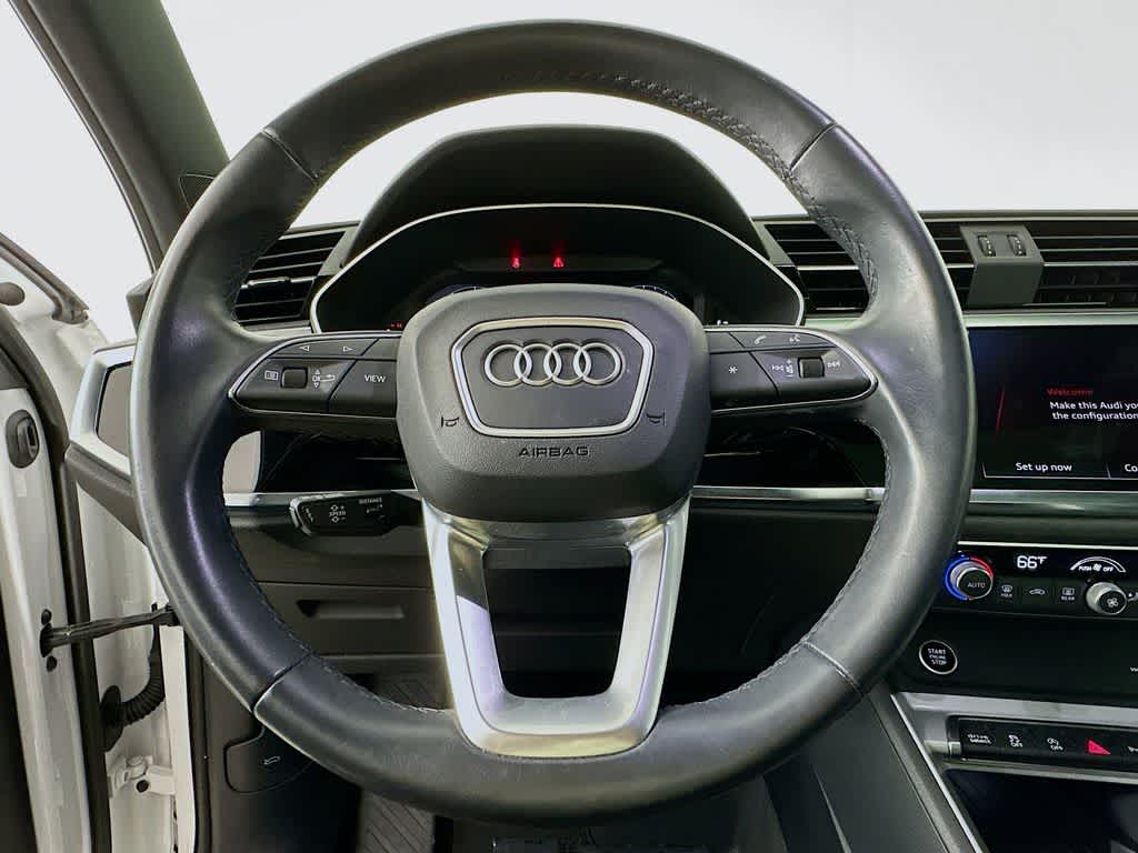 Audi Q3 S line Premium 2024