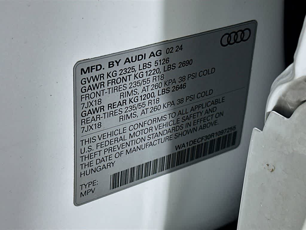 Audi Q3 S line Premium 2024