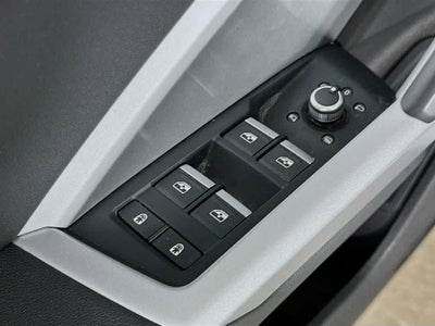 Audi Q3 S line Premium 2024