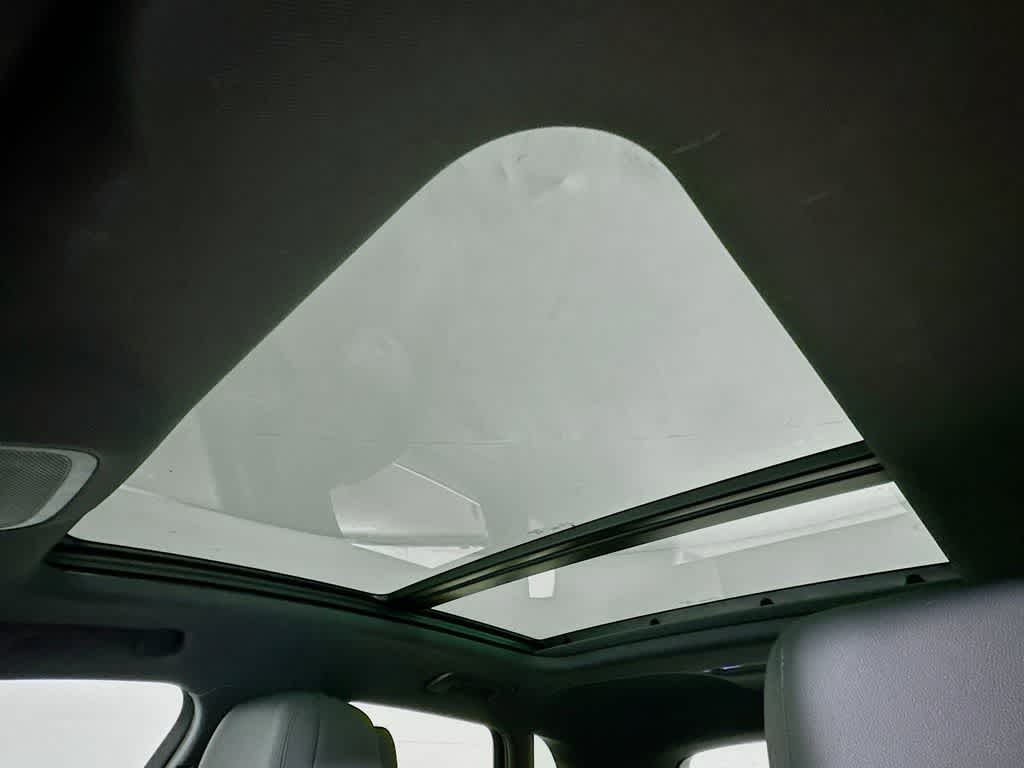 Audi Q3 S line Premium 2024