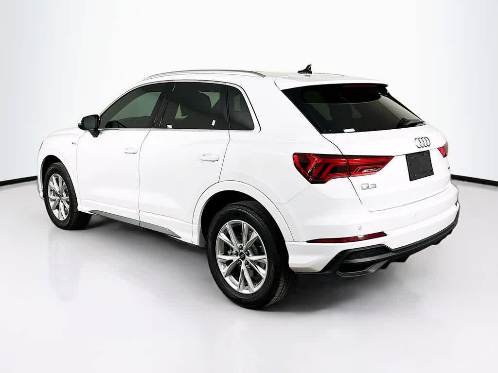 Audi Q3 S line Premium 2024