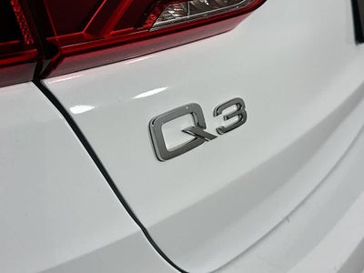 Audi Q3 S line Premium 2024