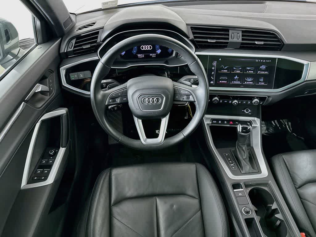 Audi Q3 S line Premium 2025