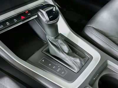 Audi Q3 S line Premium 2025