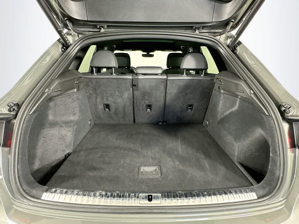 Audi Q3 S line Premium 2025