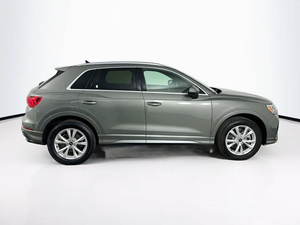 Audi Q3 S line Premium 2025