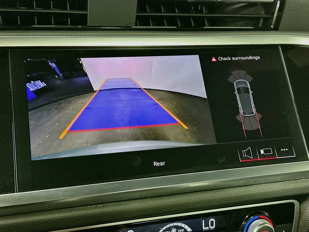 Audi Q3 S line Premium 2025