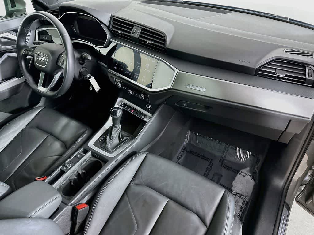 Audi Q3 S line Premium 2025
