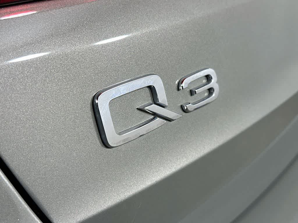 Audi Q3 S line Premium 2025