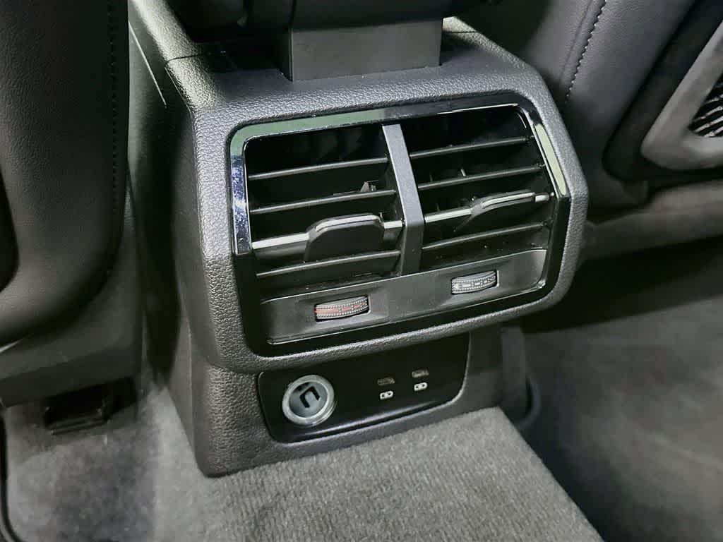 Audi Q3 S line Premium 2025