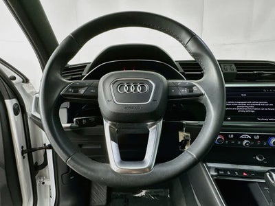 Audi Q3 S line Premium 2025