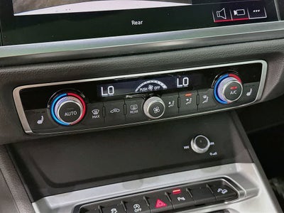 Audi Q3 S line Premium 2025