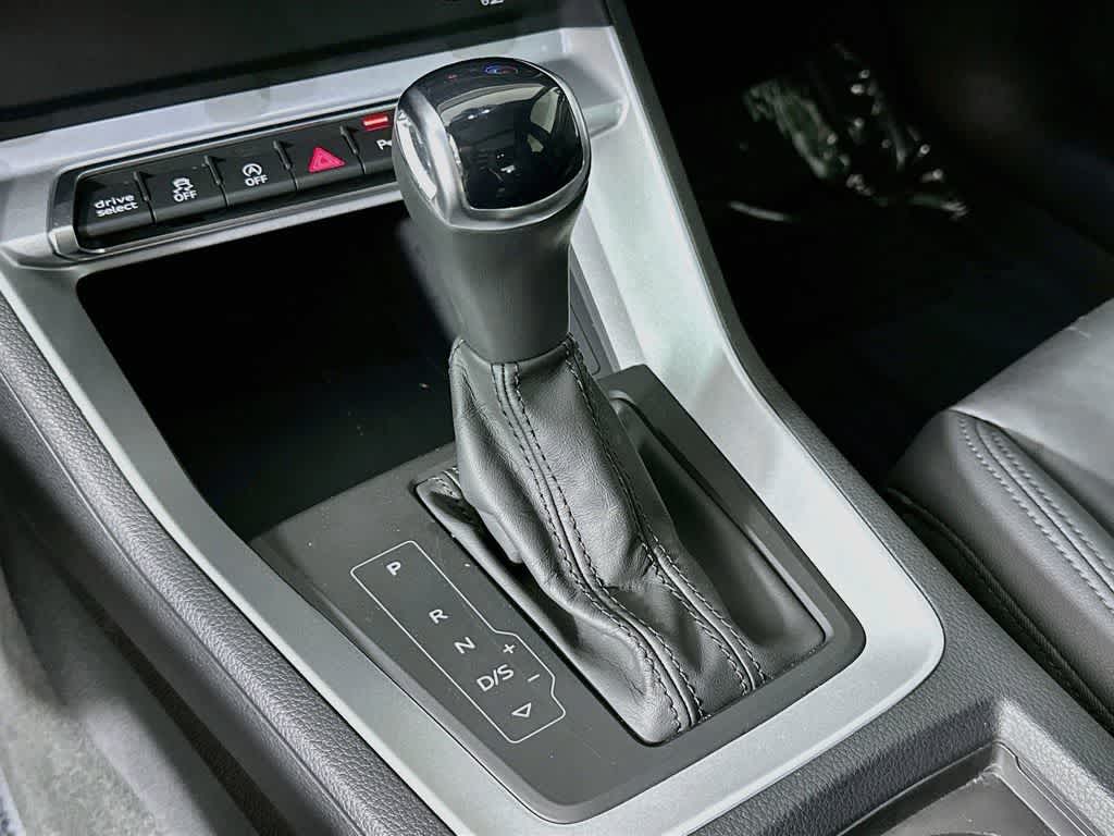 Audi Q3 S line Premium 2025