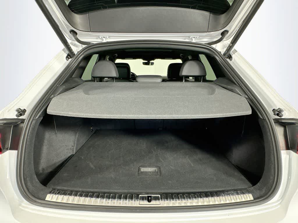 Audi Q3 S line Premium 2025