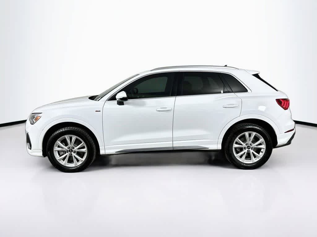 Audi Q3 S line Premium 2025