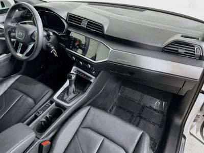 Audi Q3 S line Premium 2025