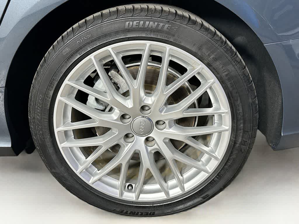 Audi A6 2.0T Premium 2016