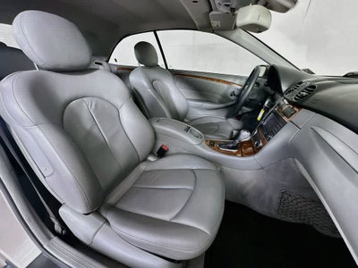 Mercedes-Benz CLK350 de 3,5 litros de 2007