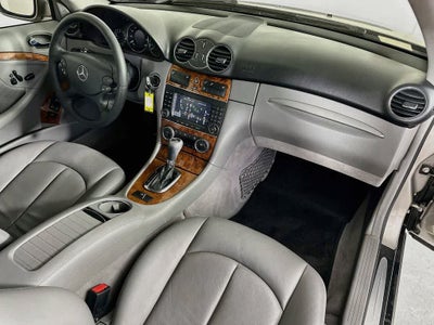 Mercedes-Benz CLK350 de 3,5 litros de 2007