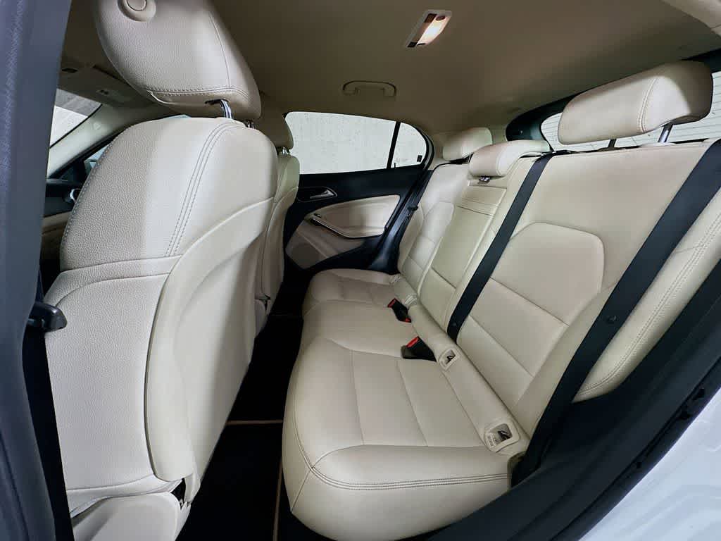 Mercedes-Benz GLA 250 2018 GLA 250