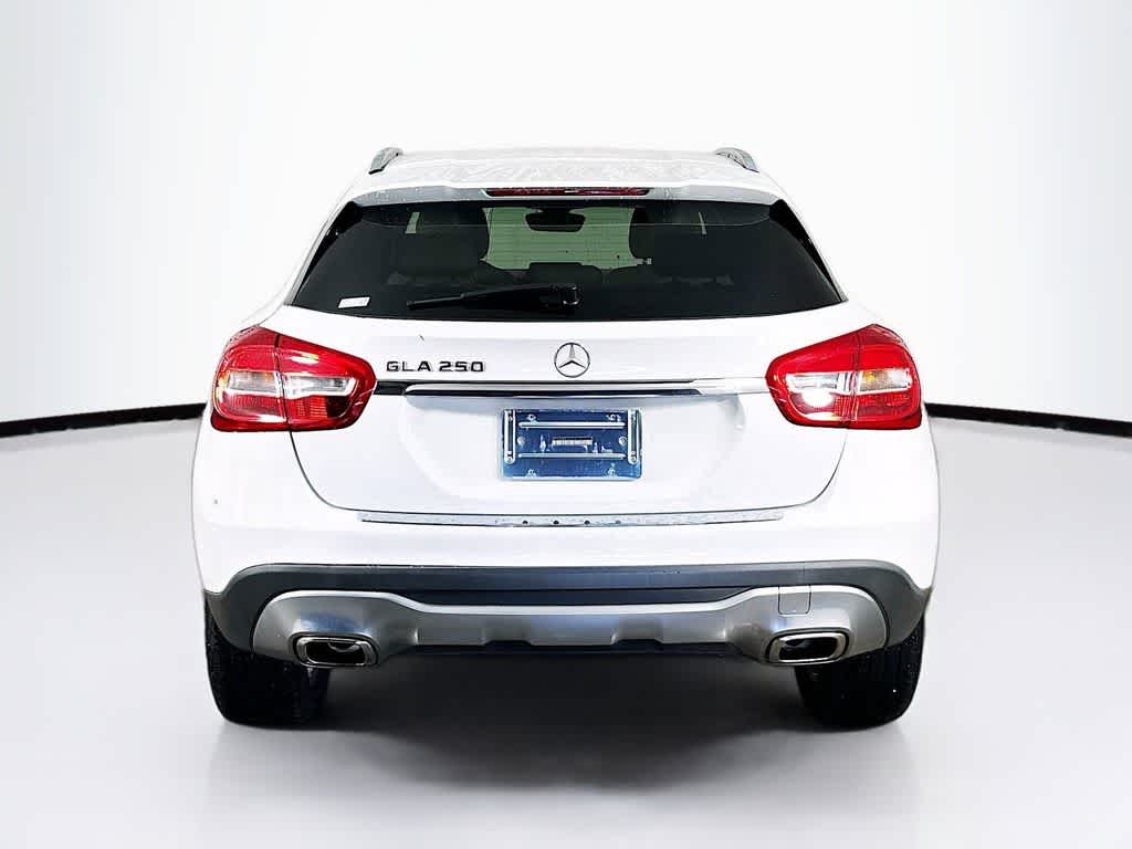 Mercedes-Benz GLA 250 2018 GLA 250