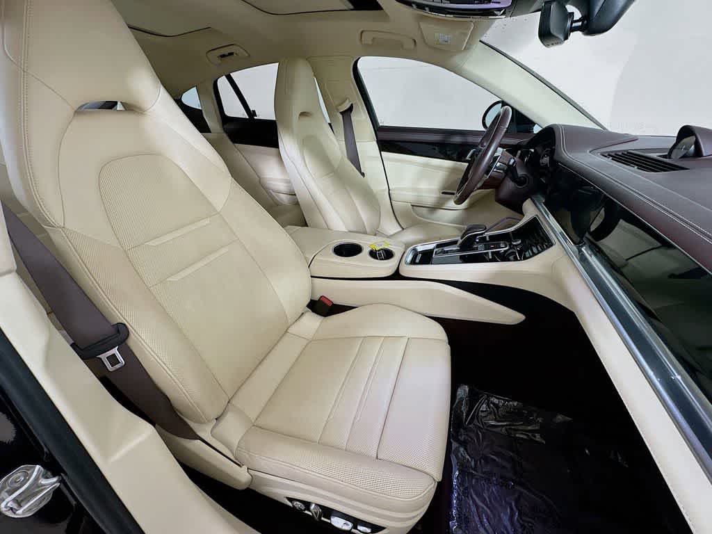 Porsche Panamera 4 2020