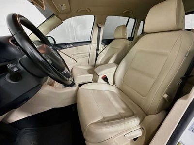 Volkswagen Tiguan S 2017